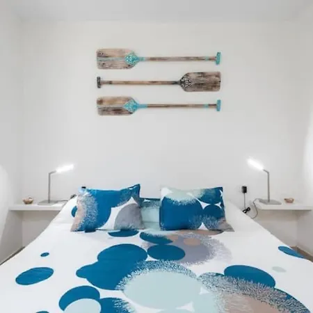 Oceanfront Turtle House Apartament